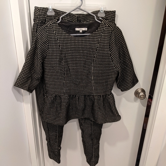 Darling London Two Piece Set - Picture 1 of 5